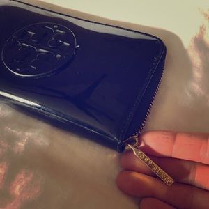 Black patent leather Tory Burch Wallet